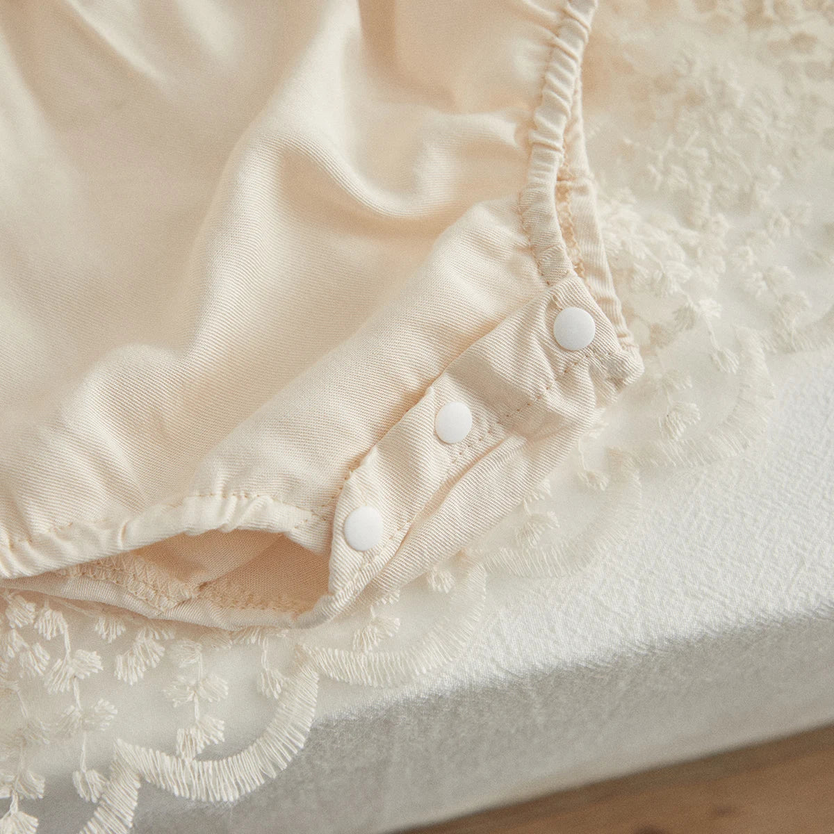 Vestido de princesa para bebé niña, encaje floral, manga larga, cuello redondo, para fiesta o vestido de bautizo para bebé niña