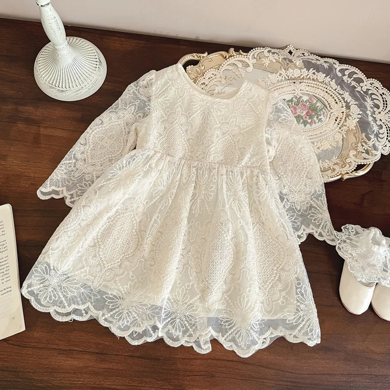 Vestido de encaje y manga larga para bebé, vestido de princesa de algodón bordado con flores de primavera, vestido de Bautizo para bebé niña