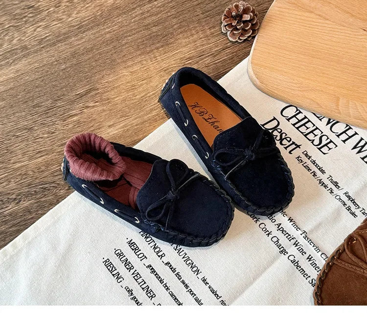 Mocasines casuales de cuero para niñas y niños, antideslizantes, con aires vintage y muy cool!!