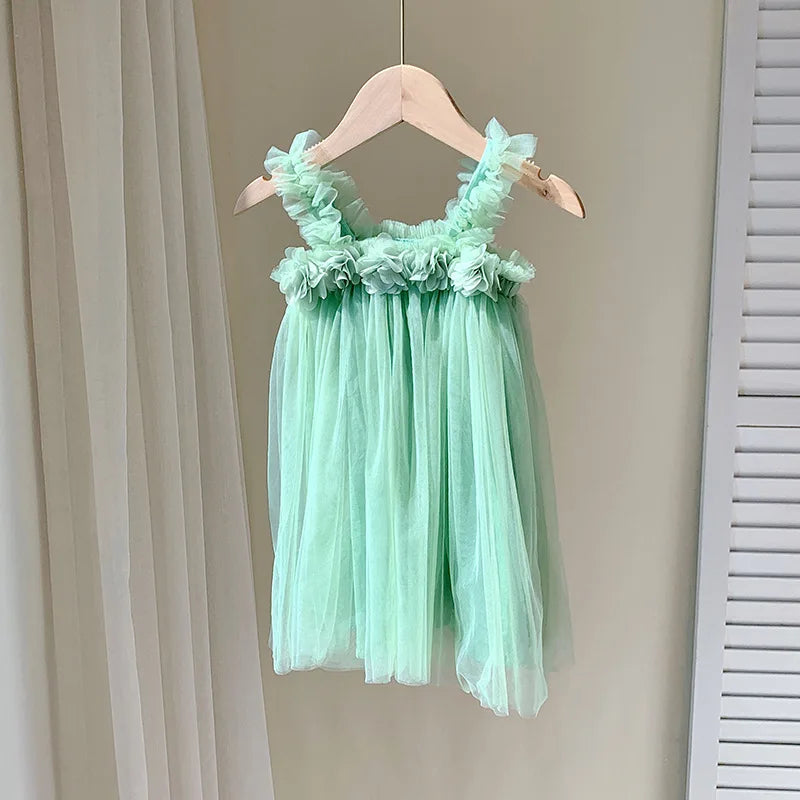 Nuevo vestido de princesa de verano para niñas con aplicaciones de flores y tirantes, de dulce belleza para niñas, en tul suave y esponjosa de falda de princesa para niñas