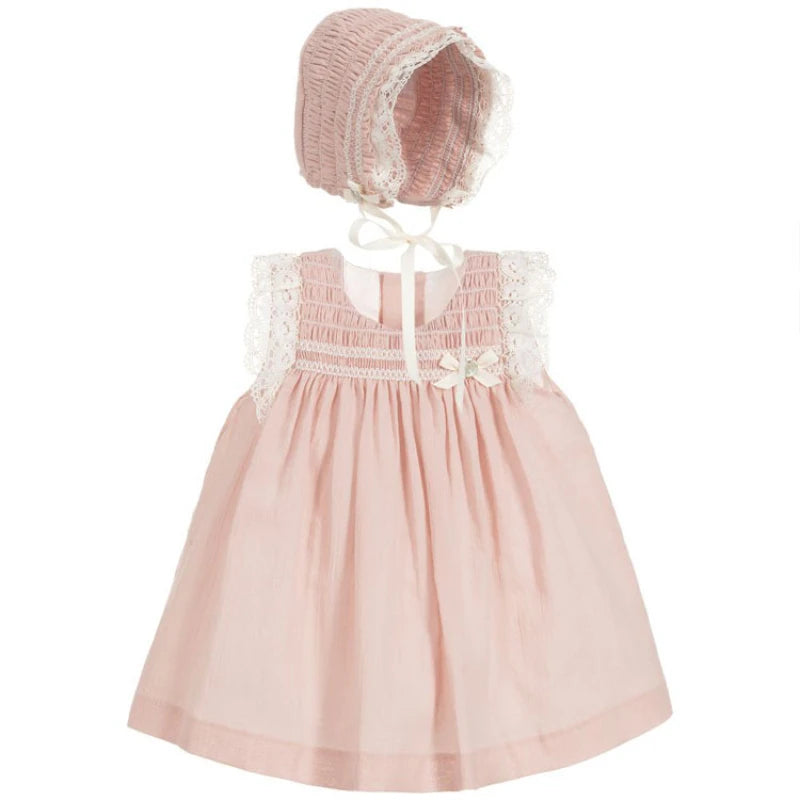 Espectacular este vestido con capota y bombacho, para bebé, niña, diseño estilo moda española exclusiva para boutique, para fiesta, bautizo o para verse preciosa cada día. Haz tu regalo de Babyshower!