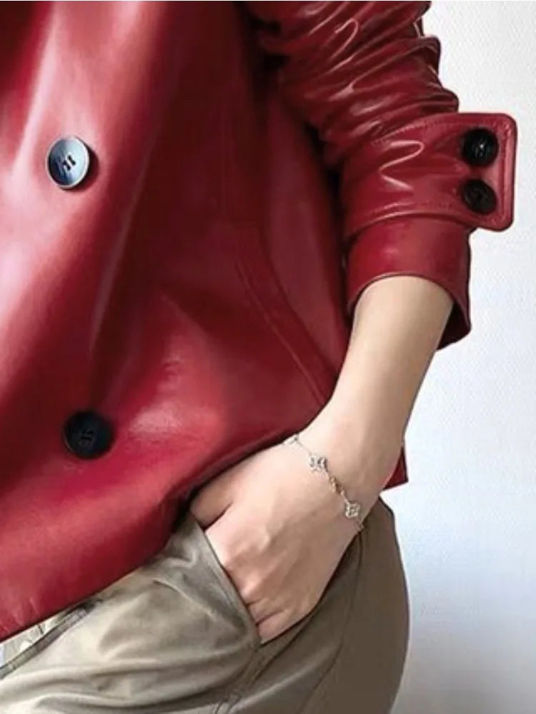Chaquetas de piel sintética completar el outfit y estilo a la mujer