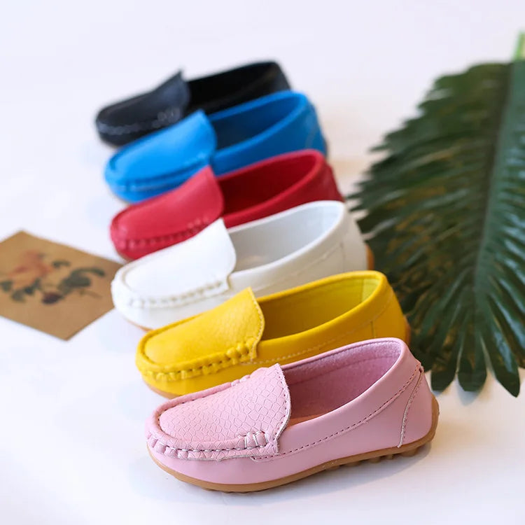 Zapatos de bebé de piel sintética para niños, calzado informal, suave y cómodo