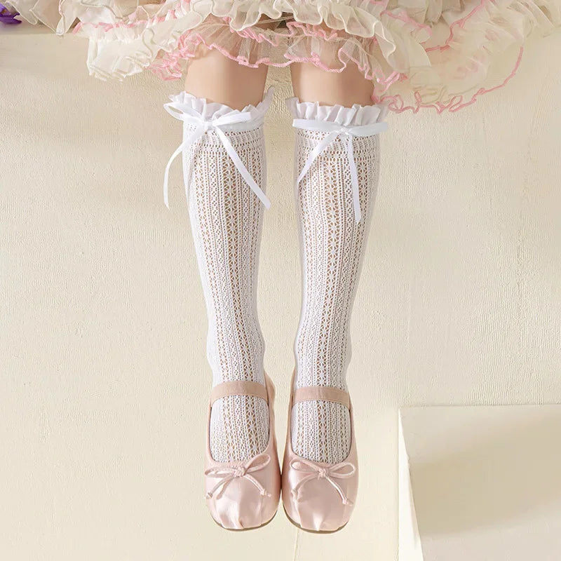Medias de encaje de tubo largo para niñas, calcetín de malla con patrón Jacquard de agradable arco, red de pesca de Ballet para niñas, calcetines con volantes, mallas de Lolita