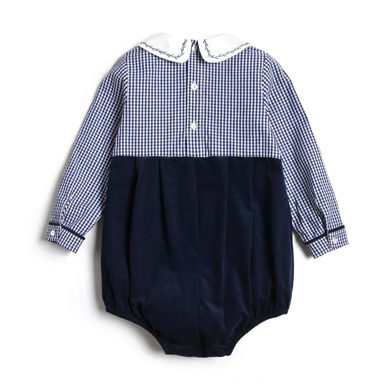 Mameluco increíblemente lindo, bombacho clásico con cuello bordado para bebés y niños pequeños, ropa infantil de boutique española, manga larga para otoño o invierno, algodón cuadrillé y mil rayas.