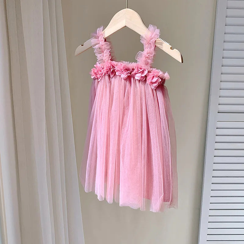 Nuevo vestido de princesa de verano para niñas con aplicaciones de flores y tirantes, de dulce belleza para niñas, en tul suave y esponjosa de falda de princesa para niñas