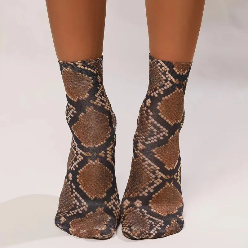 Calcetines de malla animal print para mujer y chica adolescente, ligeros, duraderos y suaves, para tu estilo y comodidad.