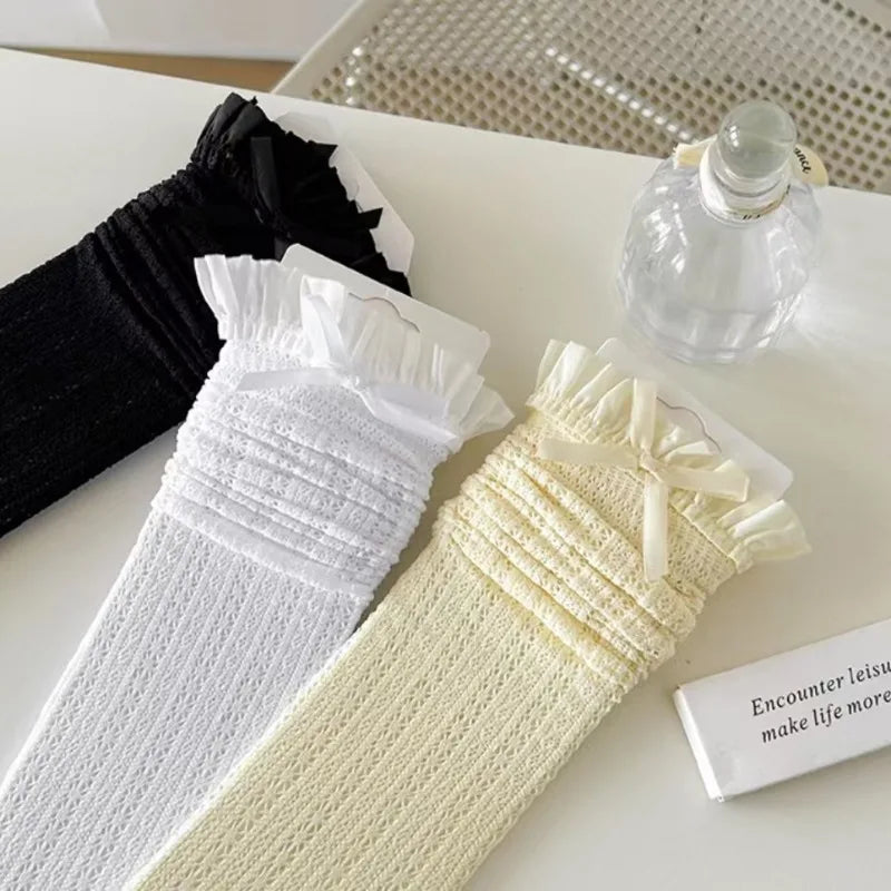 Calcetines hasta la rodilla de seda de encaje blanco Lolita, medias de rejilla caladas con lazo de ganchillo Floral, diseño de volantes, calcetines para padres e hijos