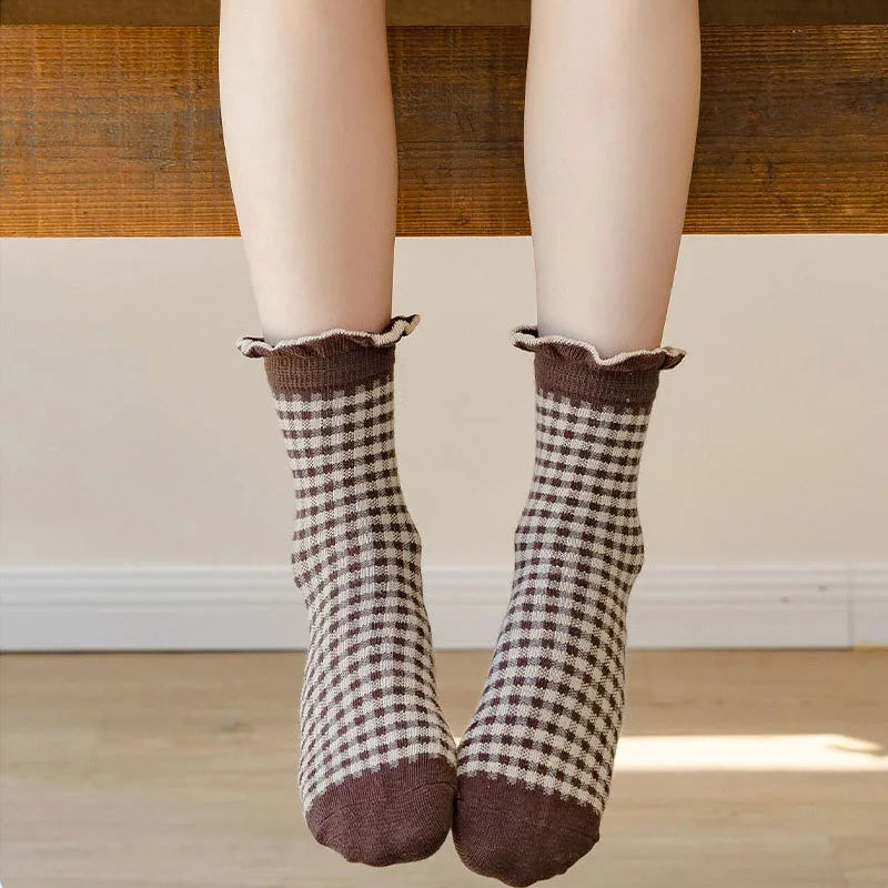 Calcetines de primavera para niñas Calcetines retro con volantes de color Maillard Calcetines de pantorrilla para niños Calcetines de algodón 5 pares