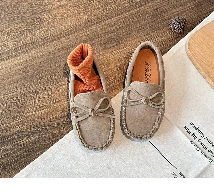 Mocasines casuales de cuero para niñas y niños, antideslizantes, con aires vintage y muy cool!!