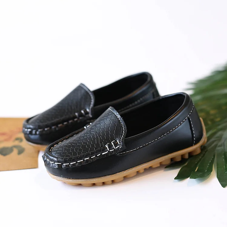 Zapatos de bebé de piel sintética para niños, calzado informal, suave y cómodo