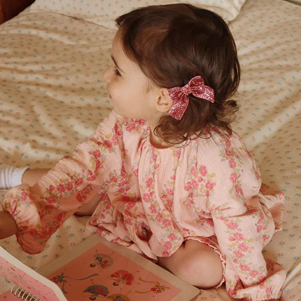 Conjunto de verano para niña, juntando flores a rayas, short para niñas, hermoso vestido casual para niña, conjunto de bombacho de algodón para bebés