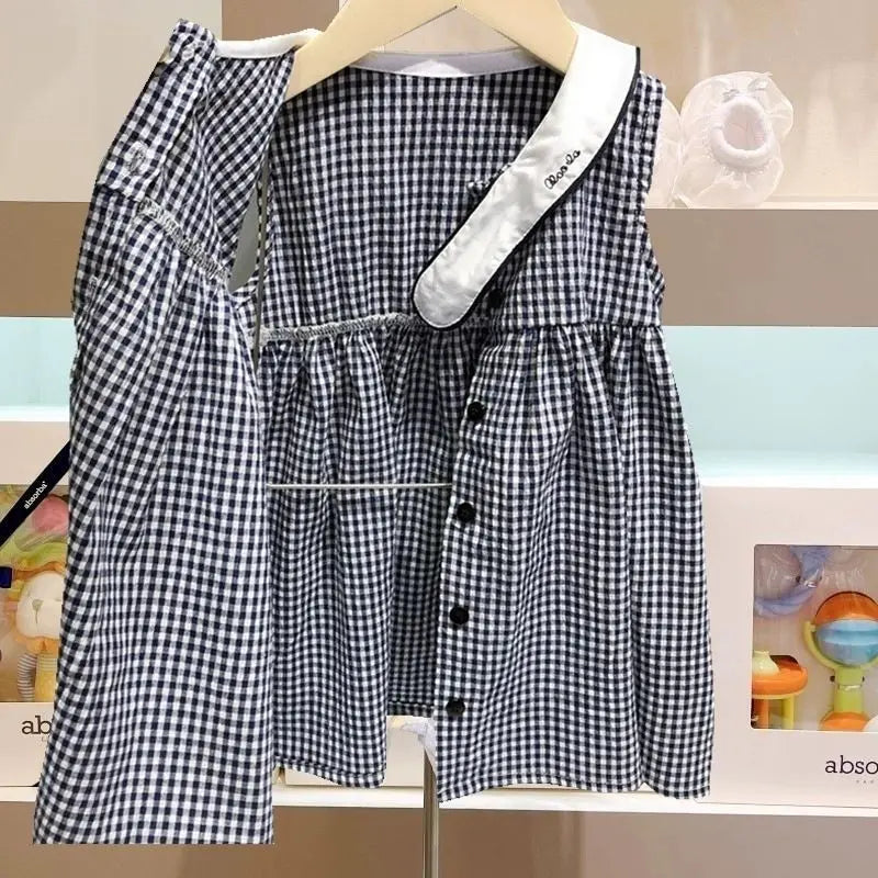 Conjunto de ropa de verano para hermanos estilo marinero sobre cuadros azules, niño y niña, Camisa en traje de dos piezas Vestido para niña