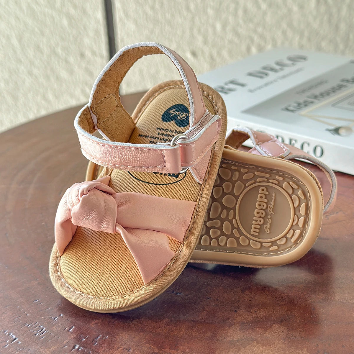 Sandalias para bebé niña, zapatos informales para exteriores, cómodos, Premium, con lazo de flores, suela de goma antideslizante para recién nacidos