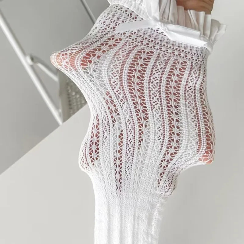 Calcetines hasta la rodilla de seda de encaje blanco Lolita, medias de rejilla caladas con lazo de ganchillo Floral, diseño de volantes, calcetines para padres e hijos