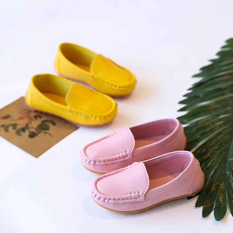 Zapatos de bebé de piel sintética para niños, calzado informal, suave y cómodo