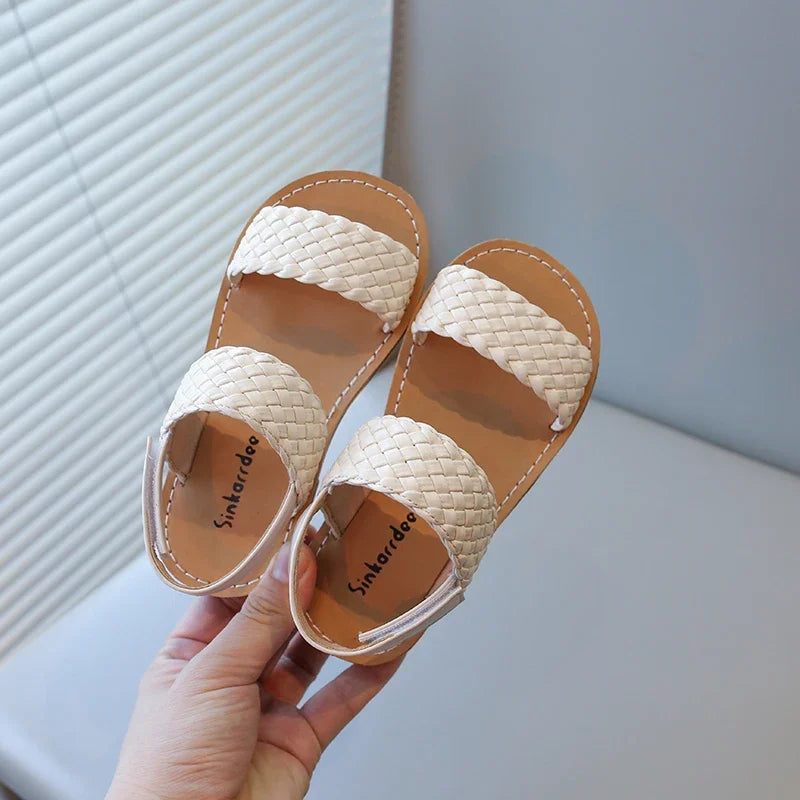 Kids Sandals for Girls 2024 Summer Girls Weave Design Sandals Children Beach Shoes Open Toes Flat Anti-skid Rubber Ankle Strap