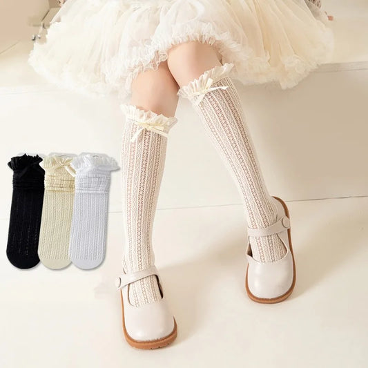 Calcetines hasta la rodilla de seda de encaje blanco Lolita, medias de rejilla caladas con lazo de ganchillo Floral, diseño de volantes, calcetines para padres e hijos